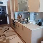 شقة Detelina