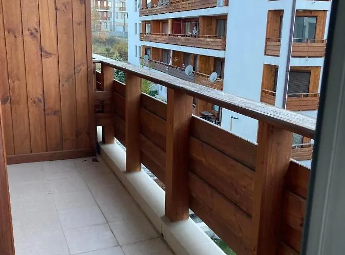 Apartment Detelina *